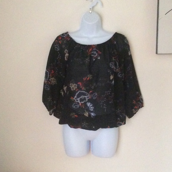 Black floral blouse - Picture 1 of 2